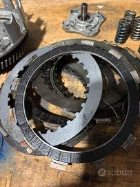 Frizione suzuki dr650