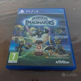 Gioco Skylanders Ps4 + portale +personaggi