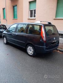 Auto fiat ulis