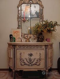 Cassettiera/Consolle, specchio e due lampade