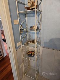 Scaffale in ferro e vetro