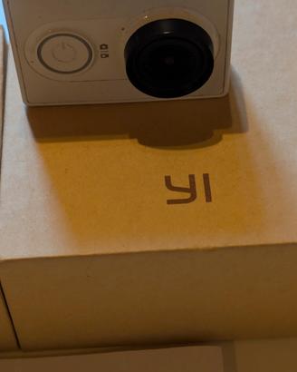 action camera Yi