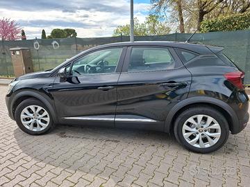 RENAULT Captur TCe 100 CV Zen