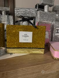 Oggetto artigianale da esposizione