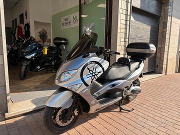 Yamaha T Max