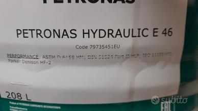 olio motore e idraulico 