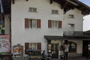 Immobile in asta di 201 m² con 4 locali a Alleghe