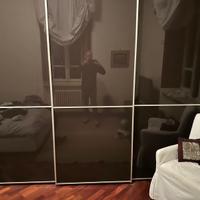 Armadio con ante scorrevoli