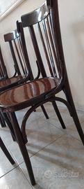 2 sedie stile Thonet.   piccoli segni di usura ..