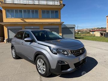Peugeot 3008 BlueHDi 130 S&S Business