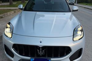 Maseati Grecale Modena