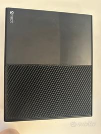 Xbox One 500gb+joystick+videogioco