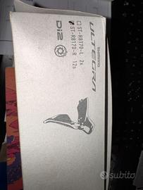 Leva Shimano ultegra Di2 12v ST-R8170-R 12s