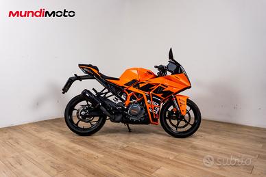 KTM RC 390 - 2024