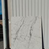 Piastrelle gres grande formato