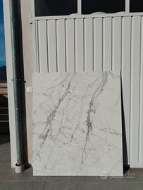 Piastrelle gres grande formato