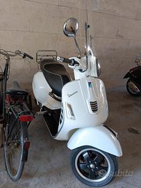 Vespa gts 300 abs e presa usb