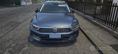 VOLKSWAGEN  Passat B8 2.0 150 CV