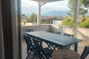 Bilocale grande terrazza Valle Martella