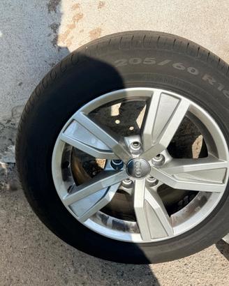 Gomme Estive con Cerchi Originali Audi