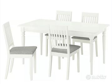 Tavolo bianco Ikea allungabile e 6 sedie