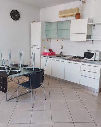 Bilocale arredato ad uso transitorio Prato Est