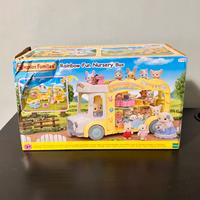 Sylvanian Families – Rainbow Fun Nursery Bus