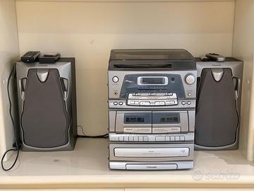 Impianto Hi-Fi stereo vintage con casse