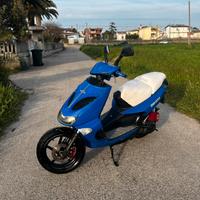 Aprilia sr 125
