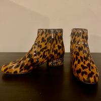 Stivaletto maculati con borchie Sam Edelman