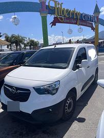 Opel combo 3 posti