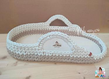 Fasciatoio all'uncinetto fatto a mano