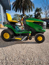 Trattorino rasaerba John Deere 