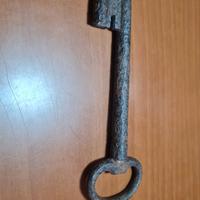 ANTICA CHIAVE PORTONE IN FERRO 