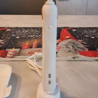 spazzolino elettrico Oral-b