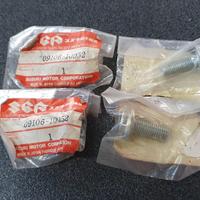 BULLONE POGGIAPIEDI SUZUKI PER GSX R - 09106-10052