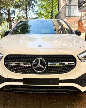 Mercedes GLA  180