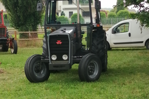 Massey Ferguson 260