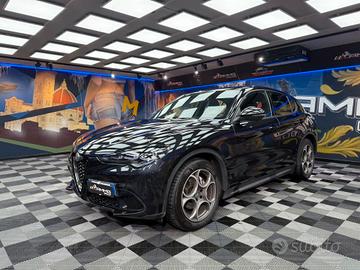 Alfa Romeo Stelvio 2.2 Turbodiesel 160 CV AT8 RWD 