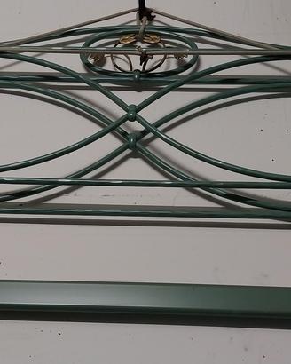 Letto in ferro e ottone.