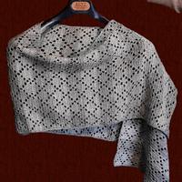 Stola in filo lurex color argento