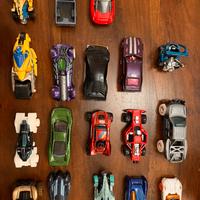 collezione hot wheels 18 pezzi spcial