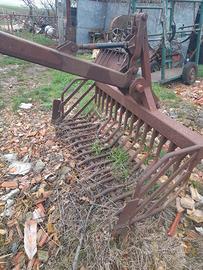 rastrello per pietre 