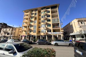 5 LOCALI A FROSINONE