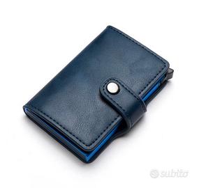 Portafoglio portatessere con bottone chiusura