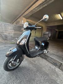 Piaggio vespa lx 151 cc