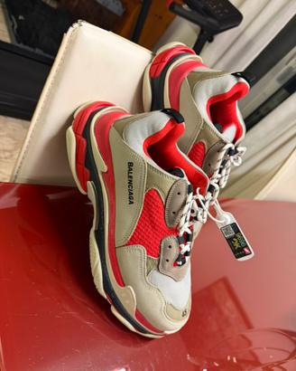 Balenciaga triple s