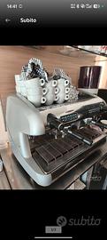 Macchina per caffè espresso professionale 