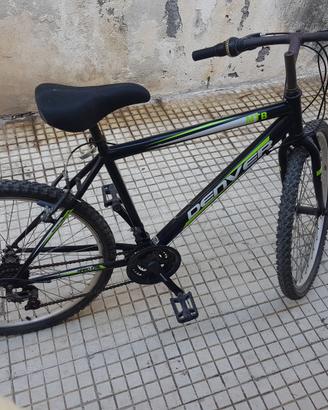 Bici bicicletta MTB 26" con copertoni nuovi
