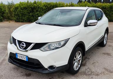 Nissan Qashqai 1.5 DCI 2015 UNICO PROPIETARIO 